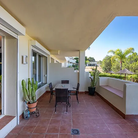 2 Bed Ground Floor Apartment *