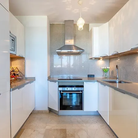 2 Bed Ground Floor * Marbella